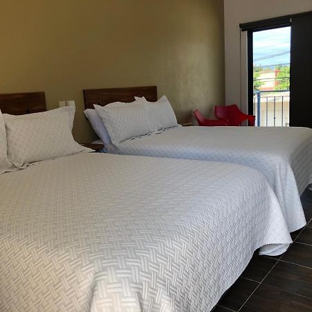 Hotel Del Mar Barra de Navidad Εξωτερικό φωτογραφία